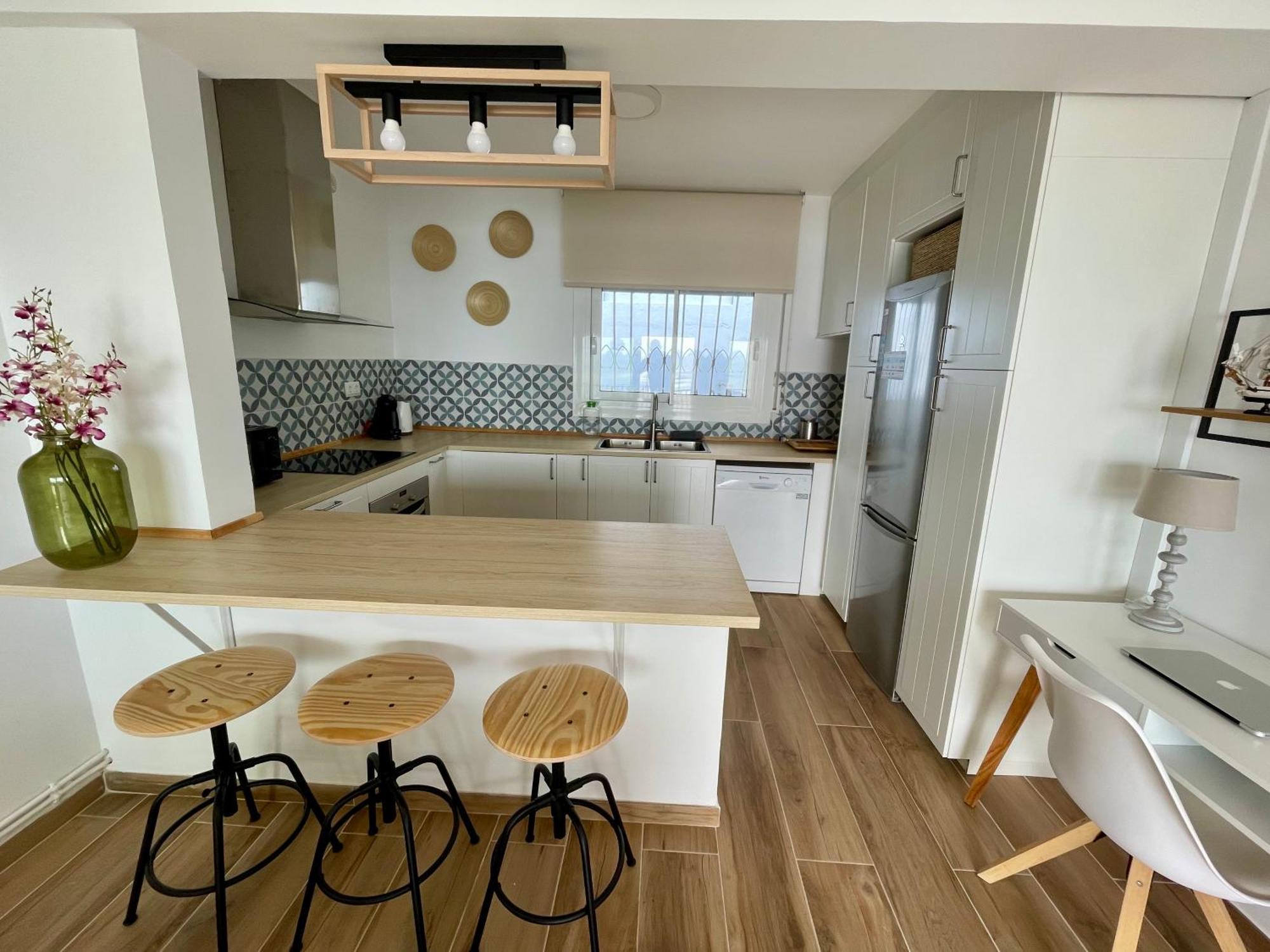 Seahomes Vacations, La Casa Blue Mediterranean Lifestyle 블랑스 외부 사진